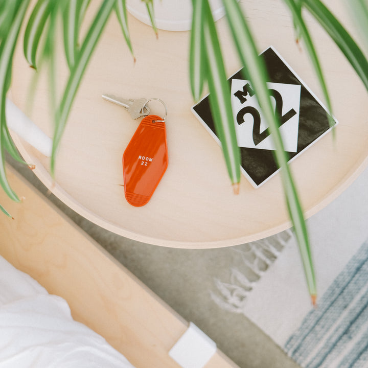 M22 MOTEL KEYCHAIN