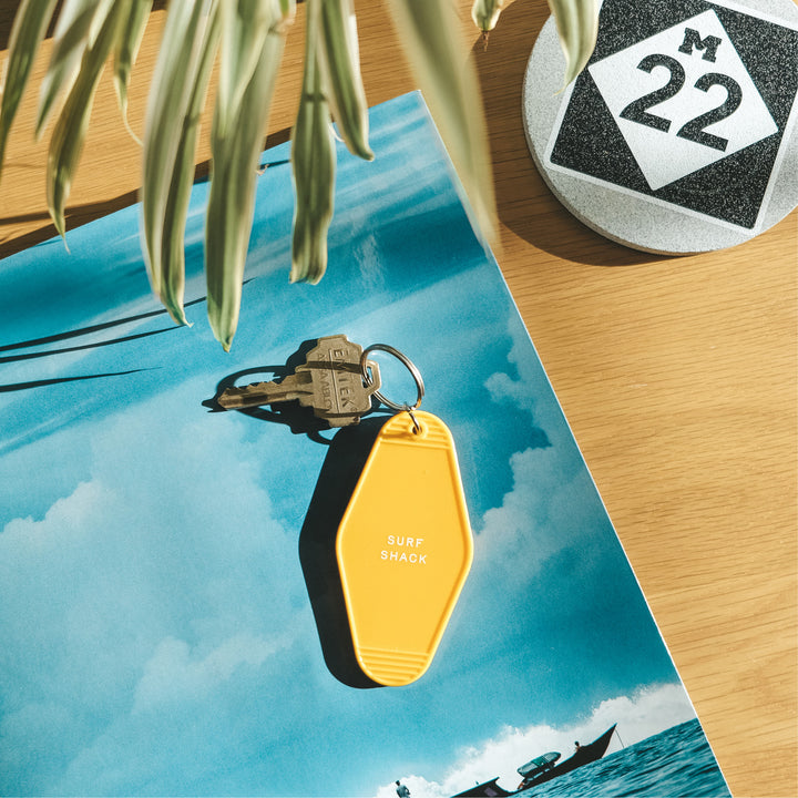 M22 MOTEL KEYCHAIN