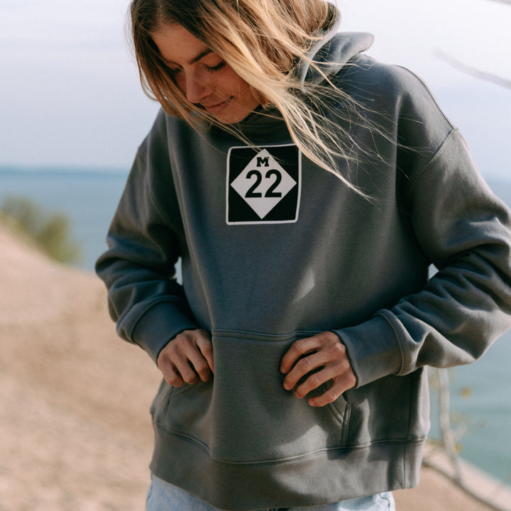 WOMEN'S 22 HOOD