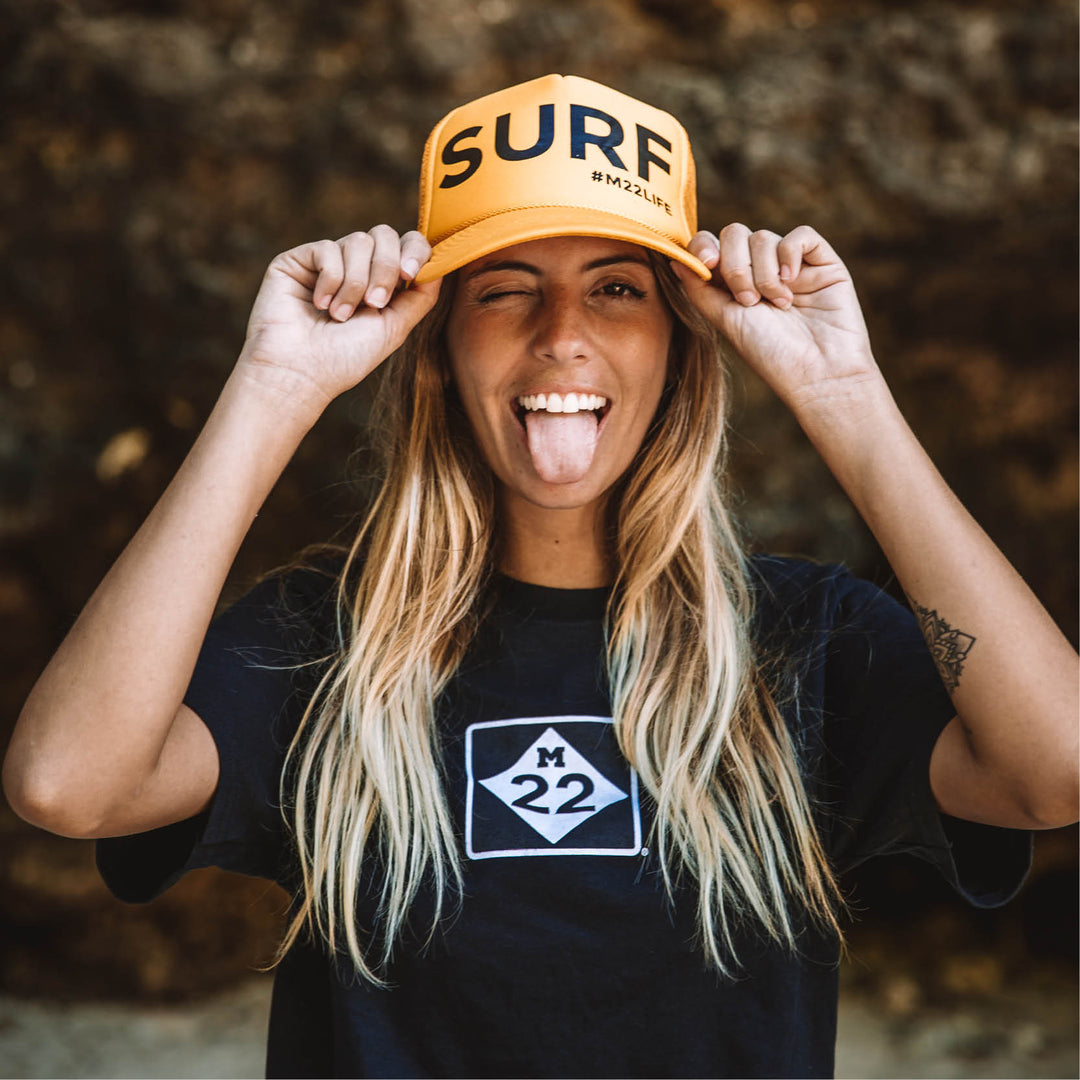 SURF TRUCKER HAT – M22